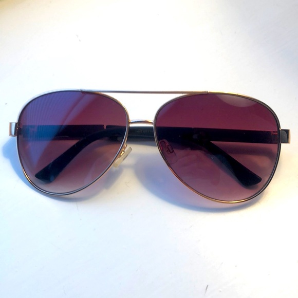 Tahari Accessories - Tahari Sunglasses